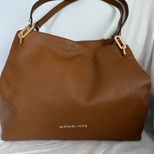 NWT MICHAEL KORS shoulder bag with dust cover